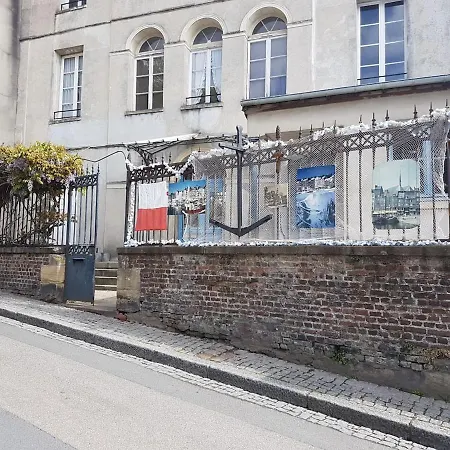 Le Rock Apartment *